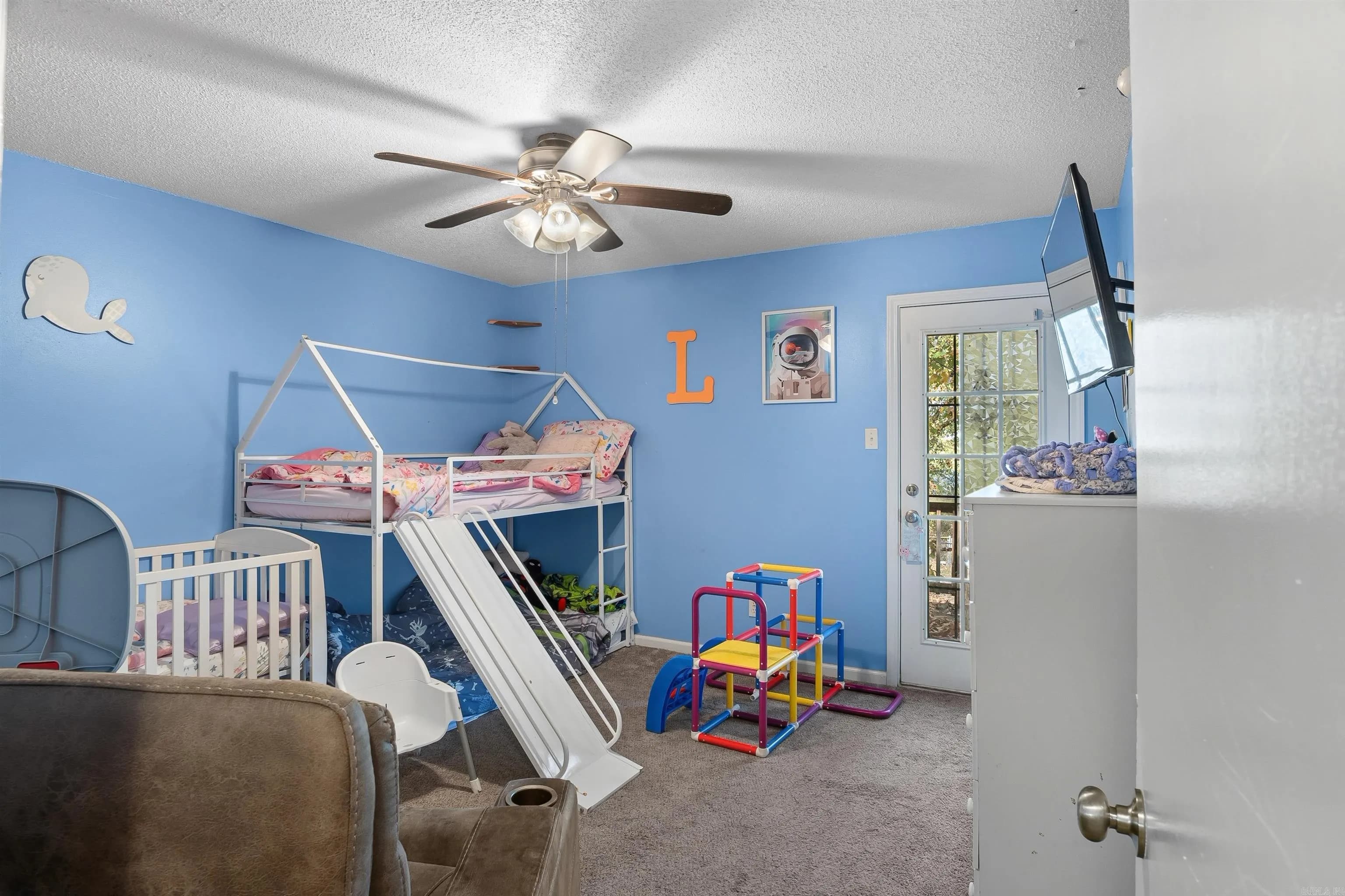 Property at 2806  Jadestone - Image 14