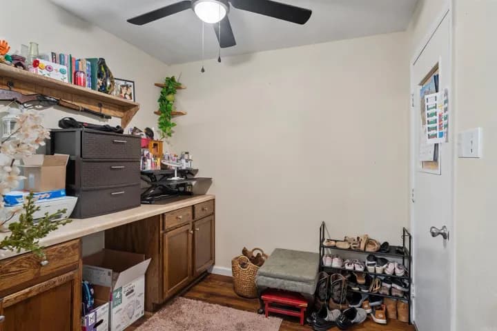 Property at 2806  Jadestone - Image 11