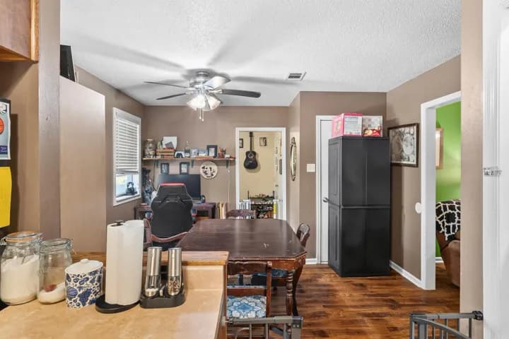 Property at 2806  Jadestone - Image 7