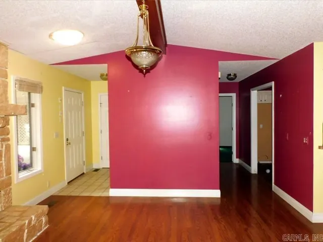 Property at 7  Banda - Image 7