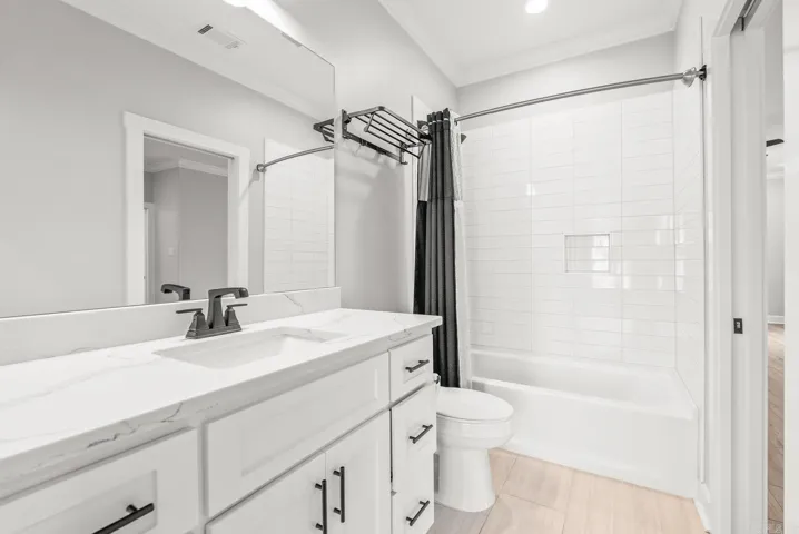 Property at 67  Falstone - Image 33