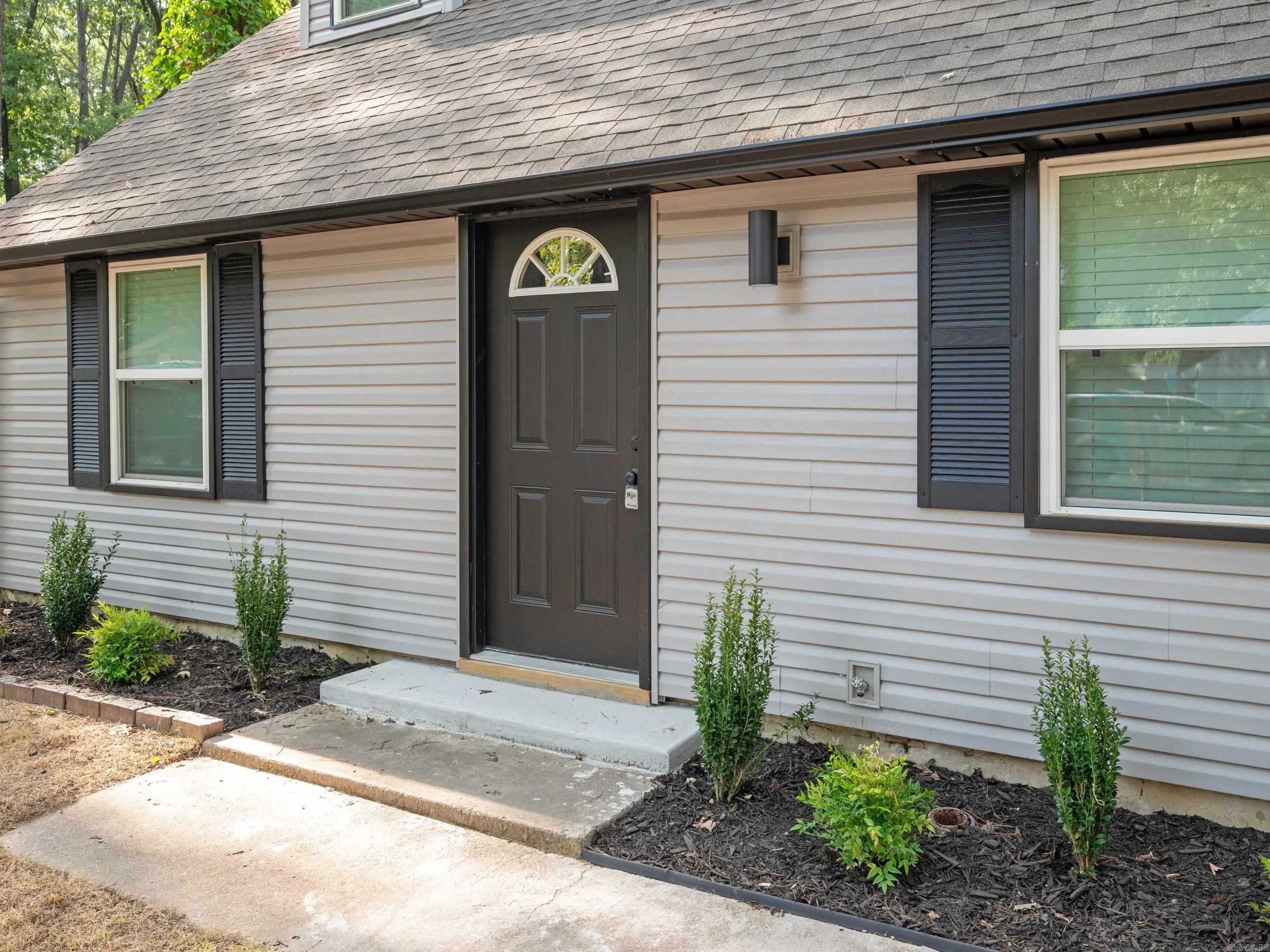 Property at 7901  Nolen - Image 9