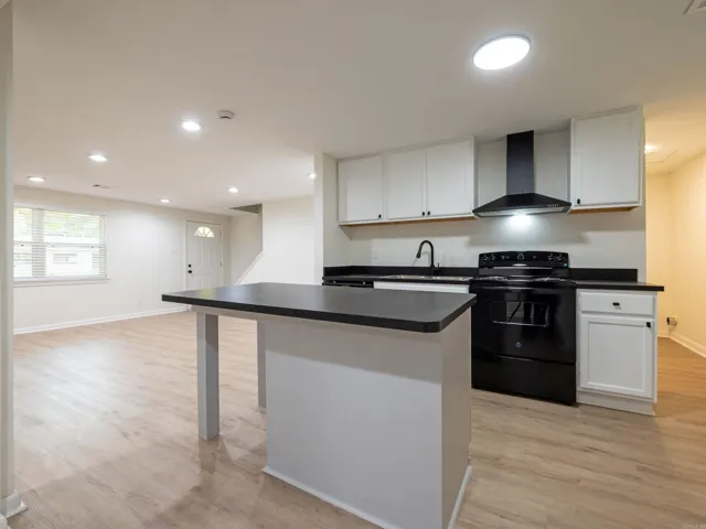 Property at 7901  Nolen - Image 20