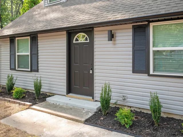 Property at 7901  Nolen - Image 9