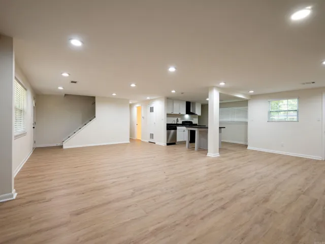 Property at 7901  Nolen - Image 11