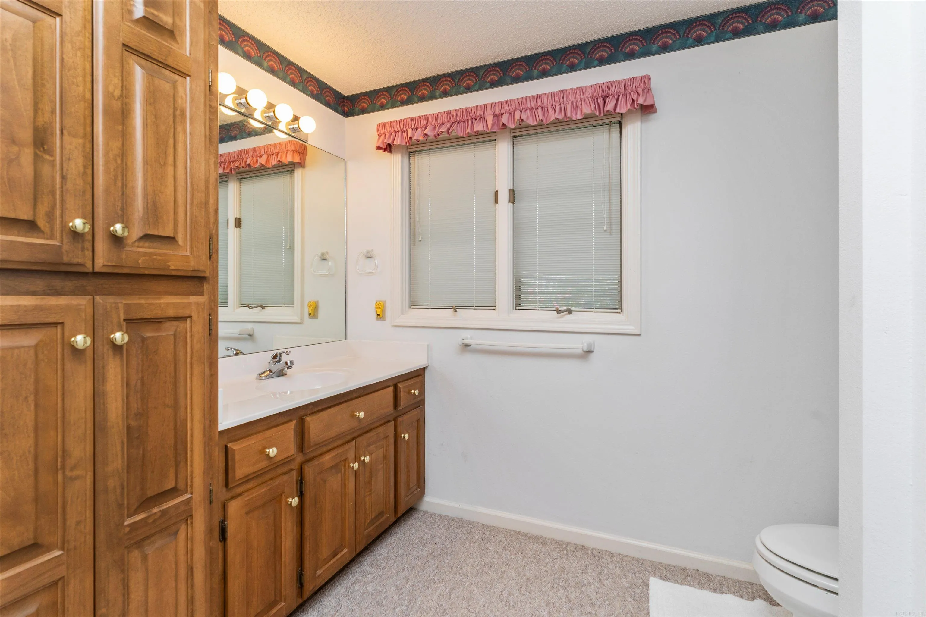Property at 10  Bolada cir - Image 38