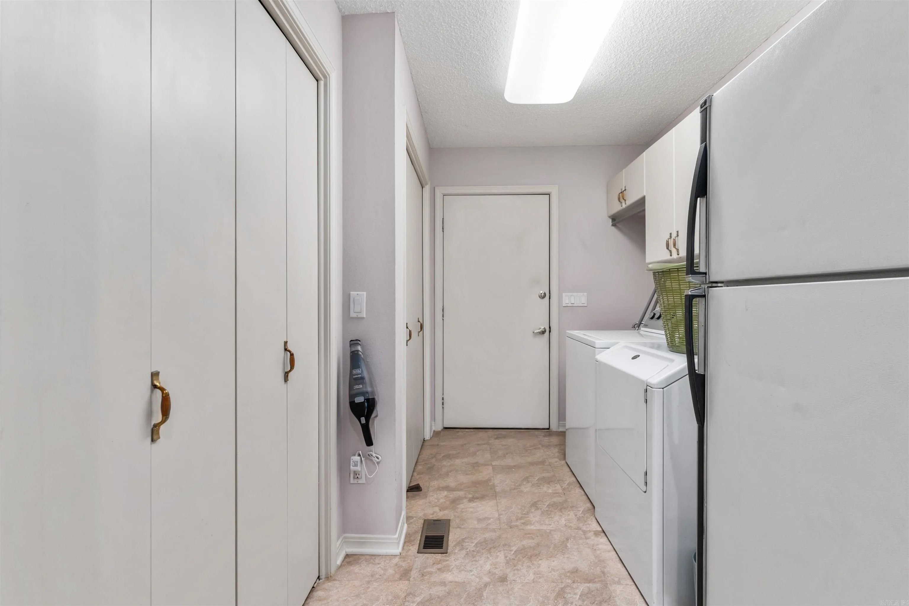 Property at 10  Bolada cir - Image 31