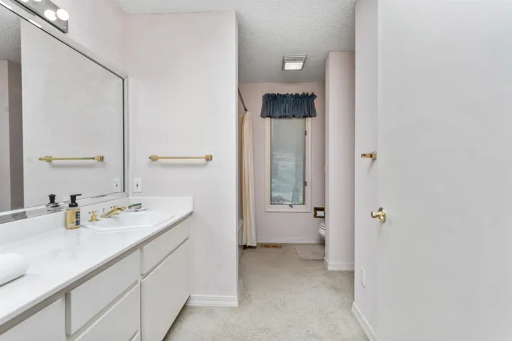 Property at 10  Bolada cir - Image 29