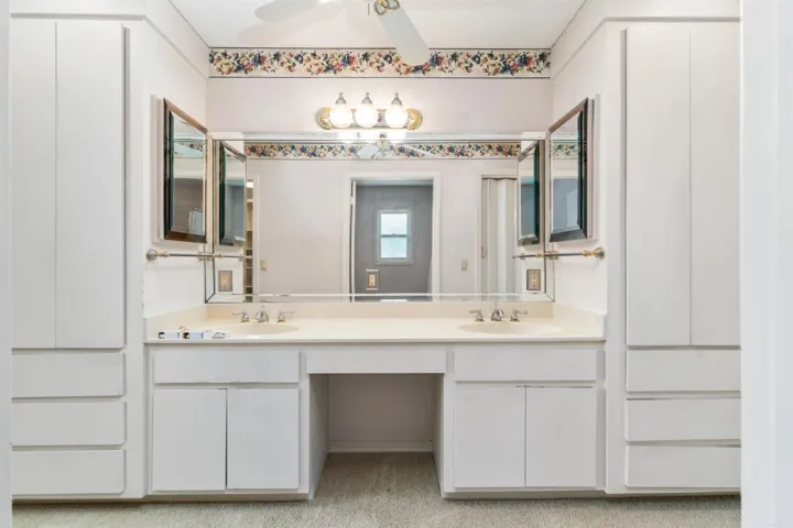 Property at 10  Bolada cir - Image 25