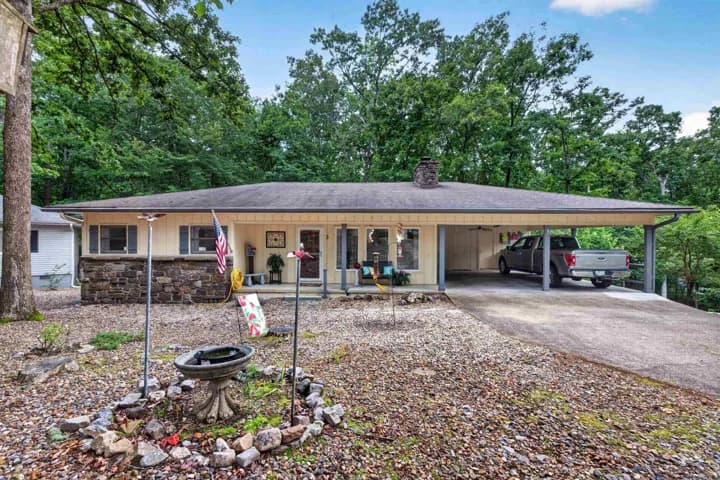 Property at 3  Polido - Image 1