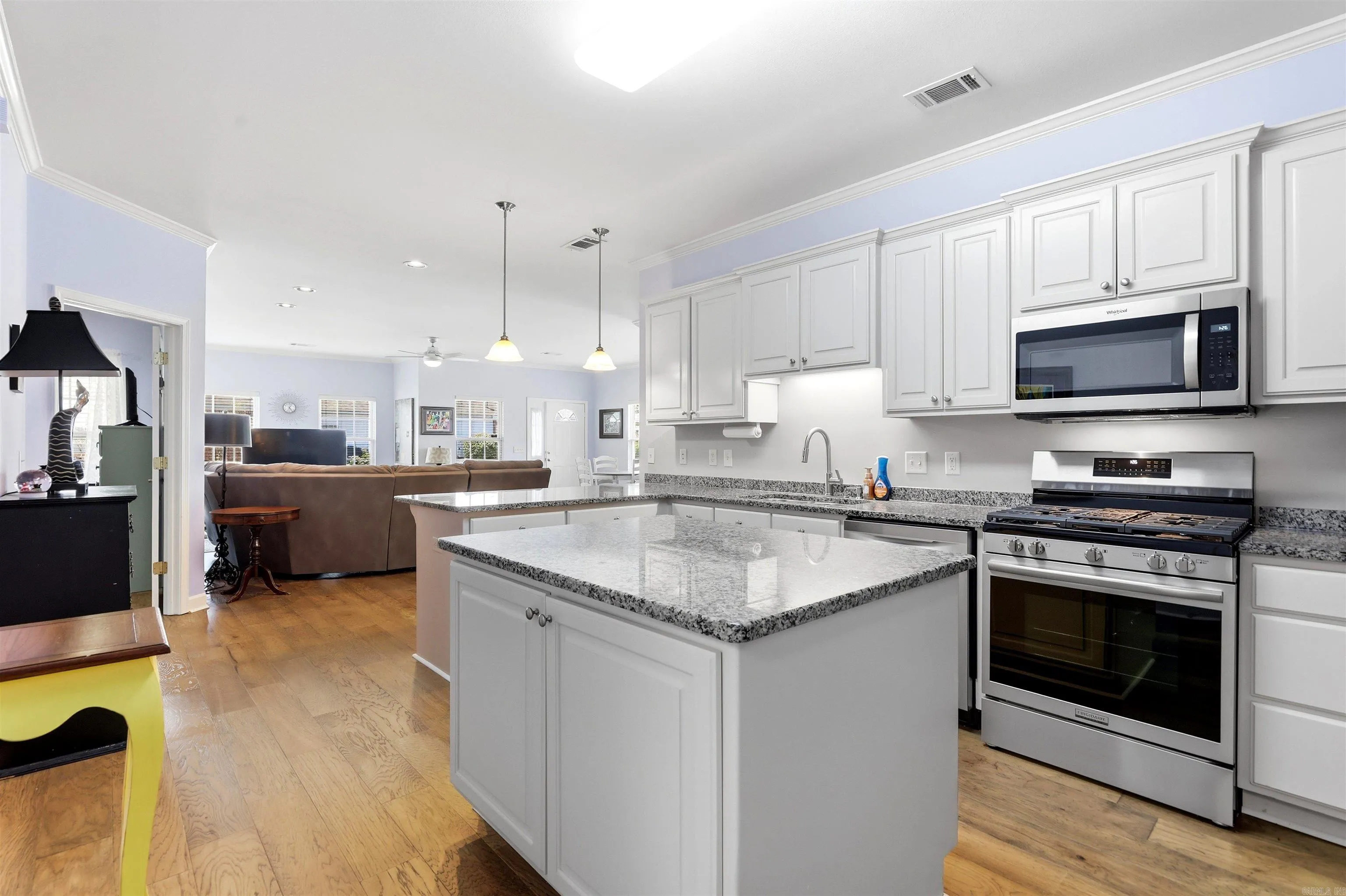 Property at 203  Stagecoach village - Image 15