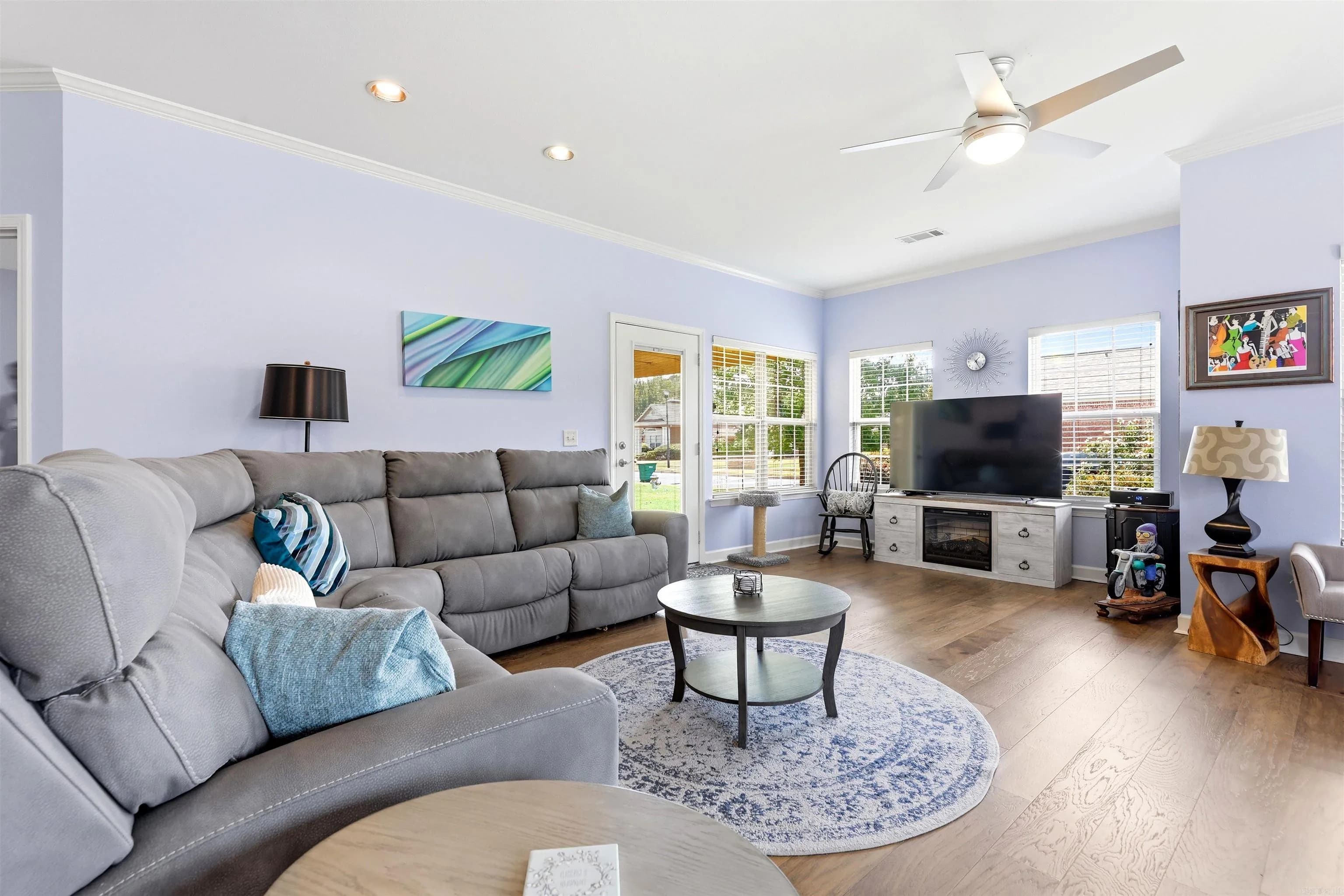 Property at 203  Stagecoach village - Image 7