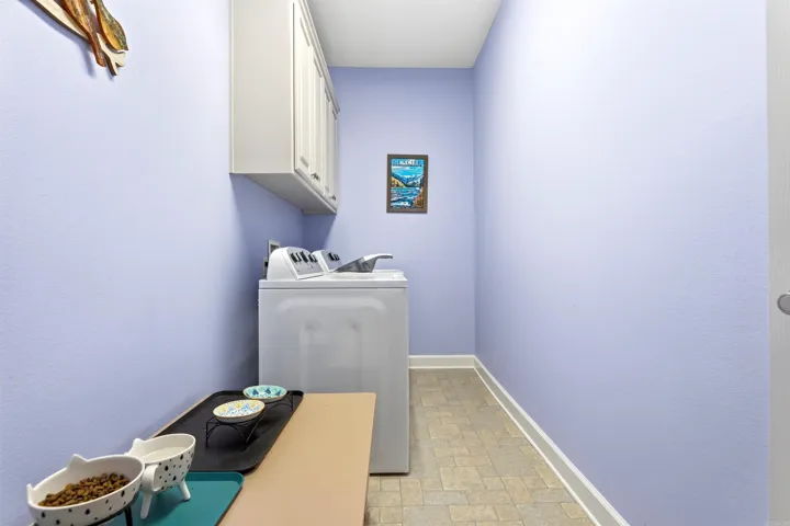 Property at 203  Stagecoach village - Image 17