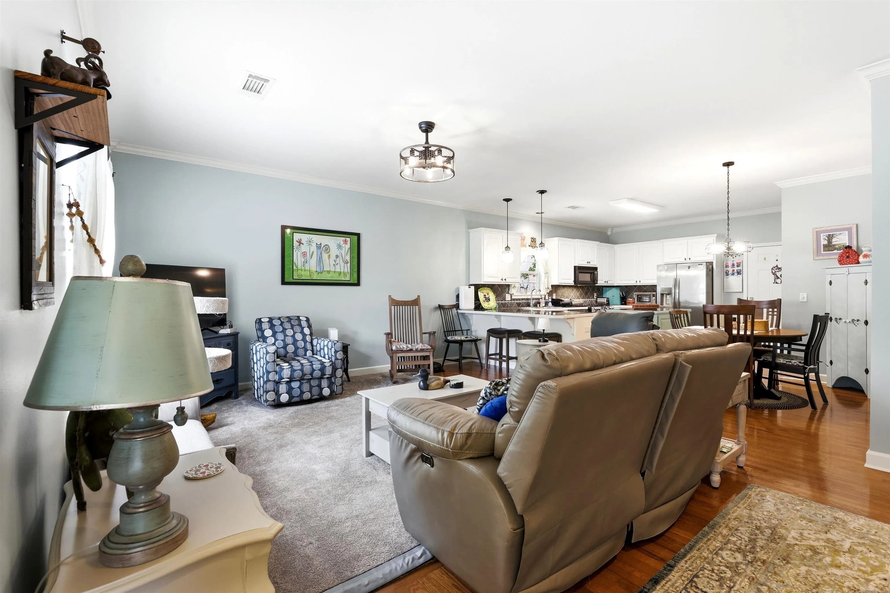 Property at 1707  Stagecoach village - Image 7