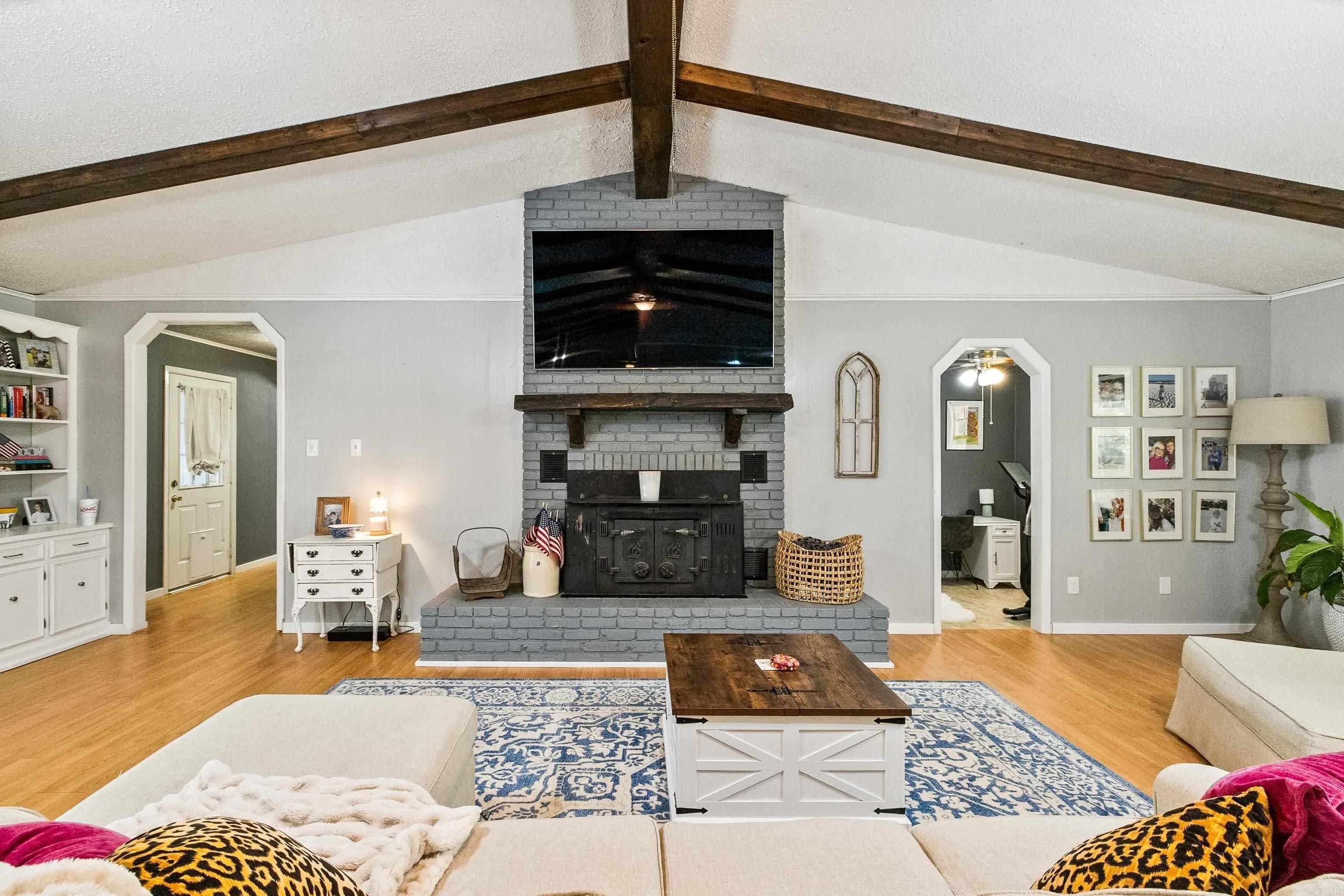 Property at 20105  Forrester lane - Image 5