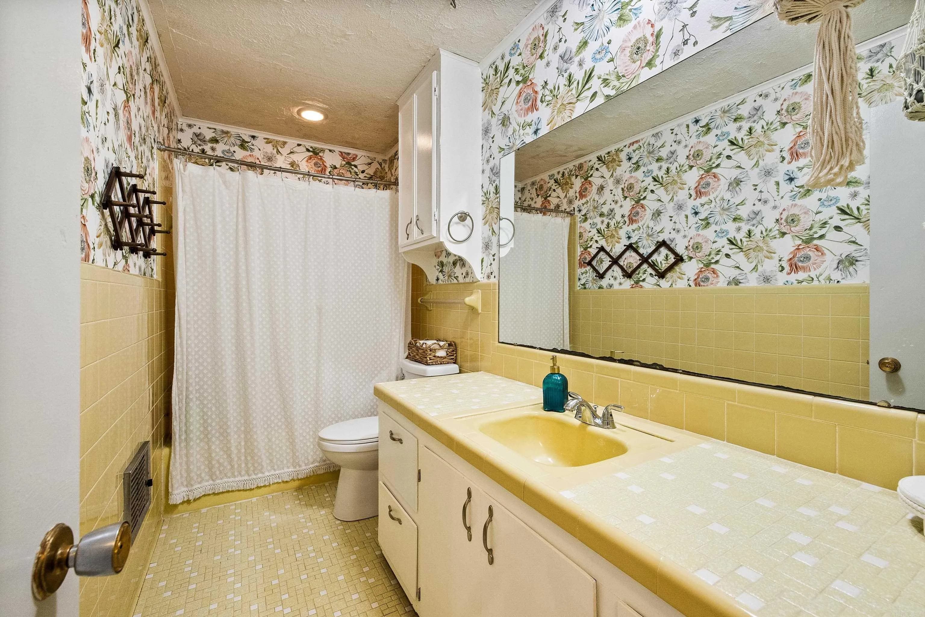 Property at 20105  Forrester lane - Image 17