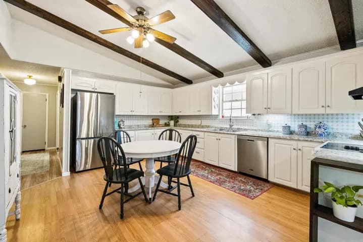 Property at 20105  Forrester lane - Image 8