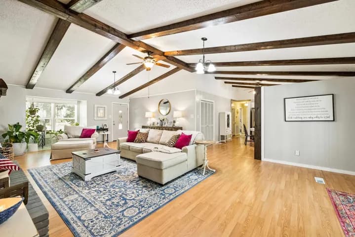 Property at 20105  Forrester lane - Image 6