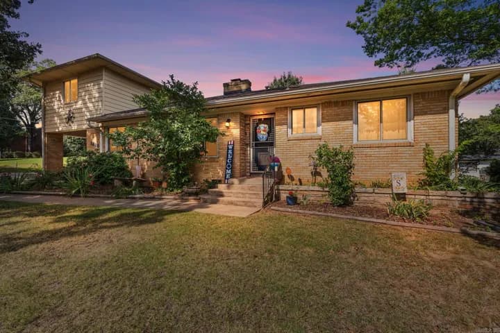 Property at 1325  Skyline drive - Image 44