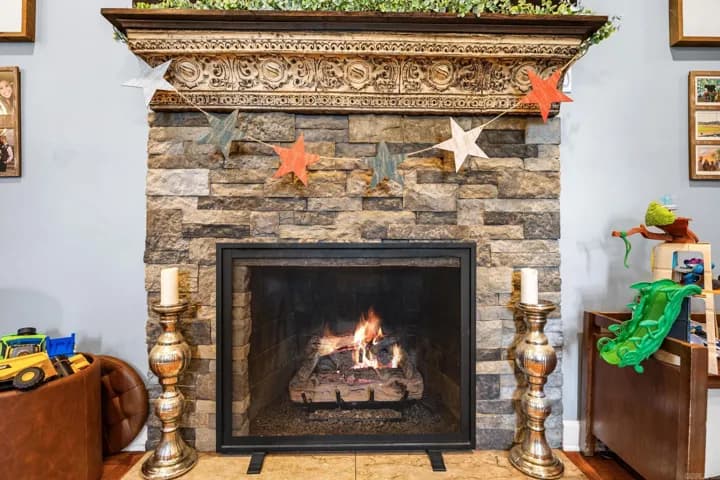 Property at 1325  Skyline drive - Image 8