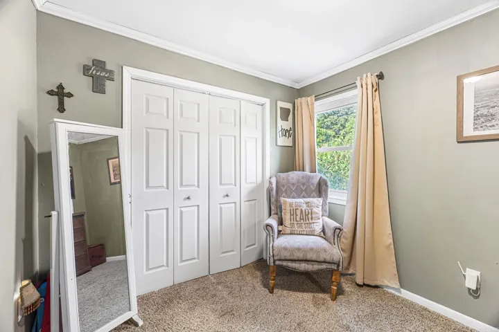 Property at 1325  Skyline drive - Image 25