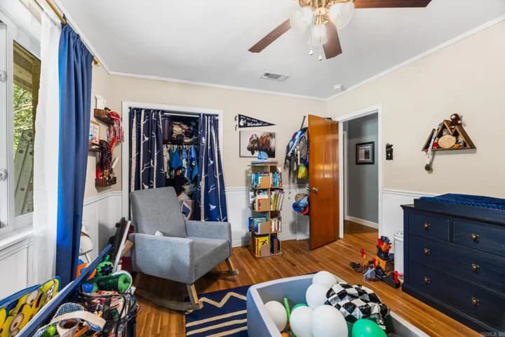 Property at 1325  Skyline drive - Image 23