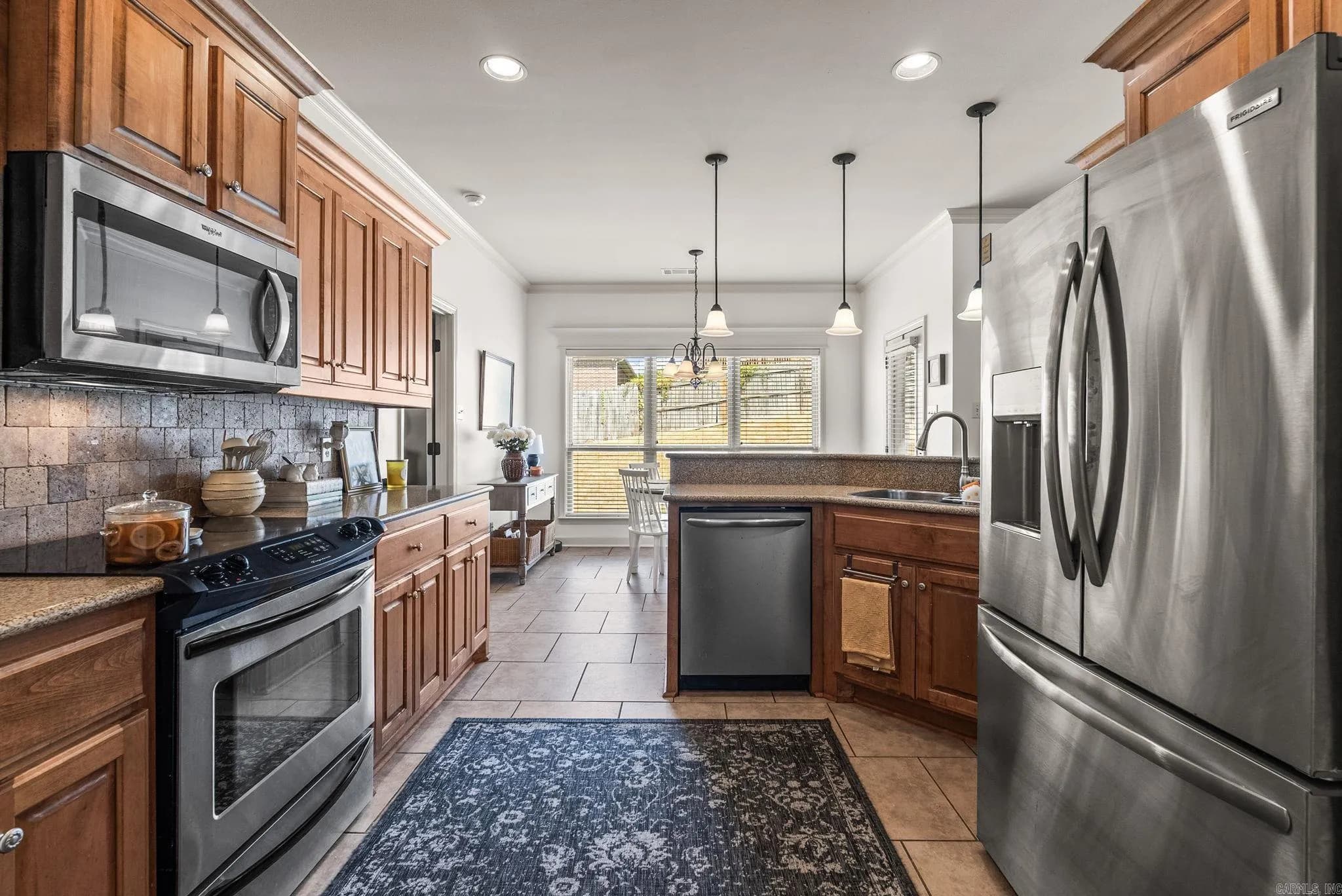 Property at 245  Summit valley - Image 13