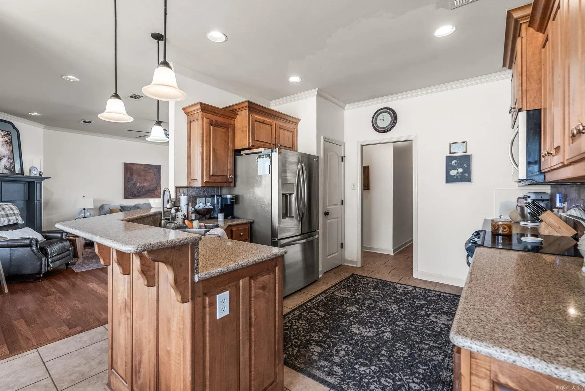 Property at 245  Summit valley - Image 12