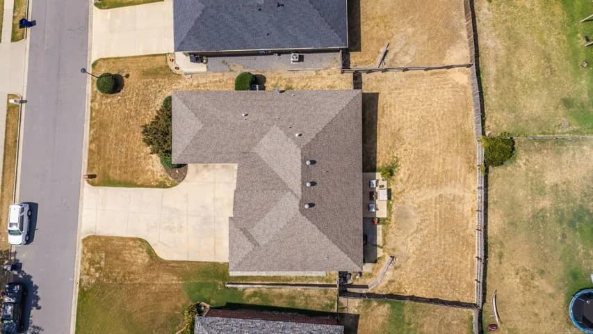 Property at 245  Summit valley - Image 46