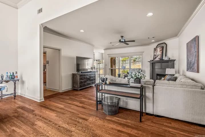 Property at 245  Summit valley - Image 5