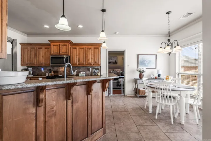 Property at 245  Summit valley - Image 11