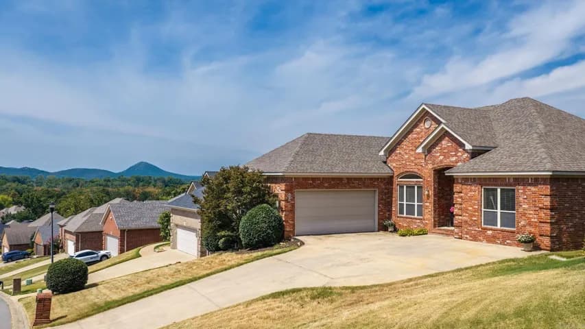 Property at 245  Summit valley - Image 2