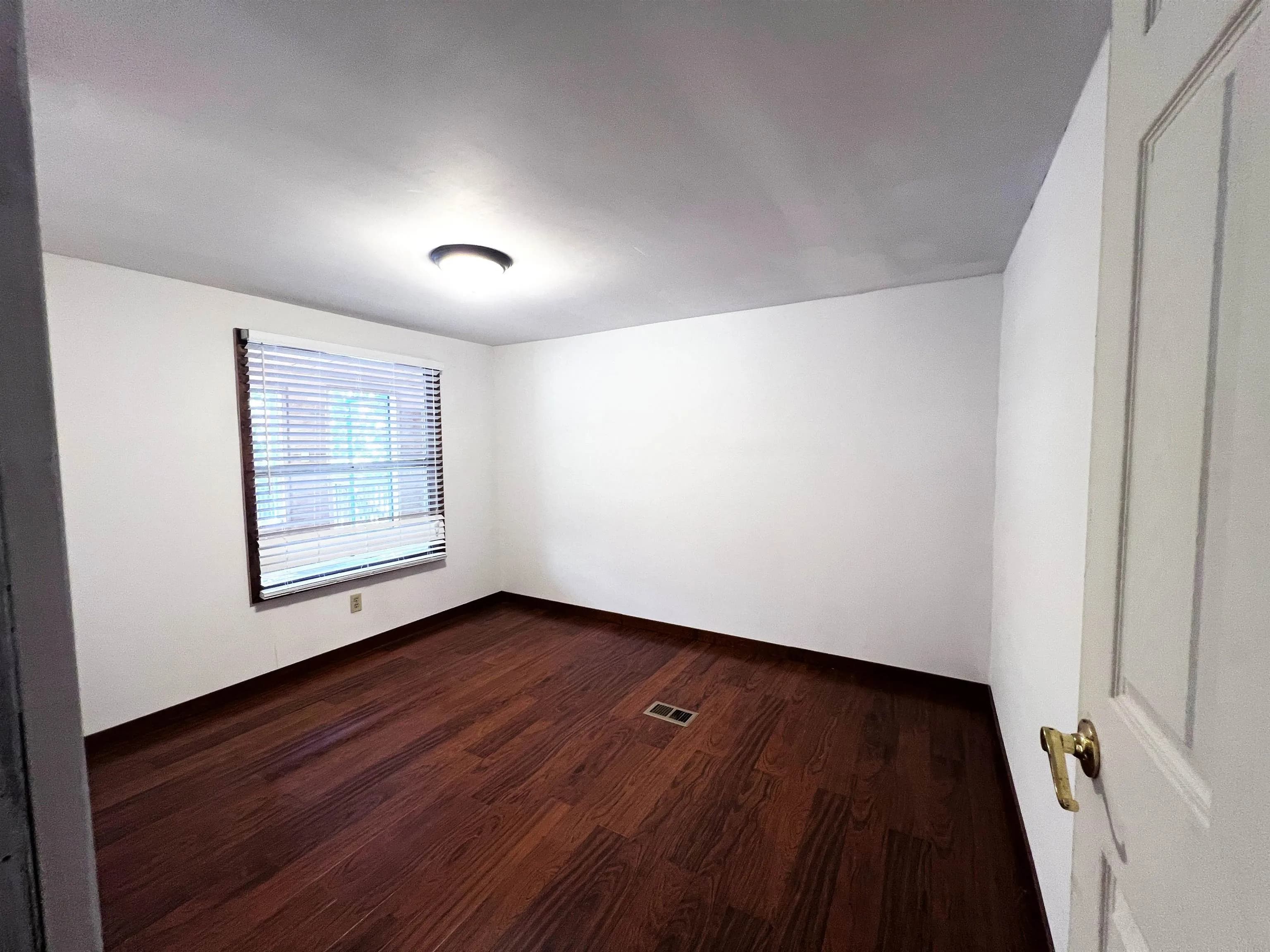 Property at 1770  Old hickory - Image 14